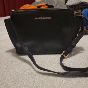 Used MICHAEL KORS Shoulder Bag Leather Logo Black SR15 Women s